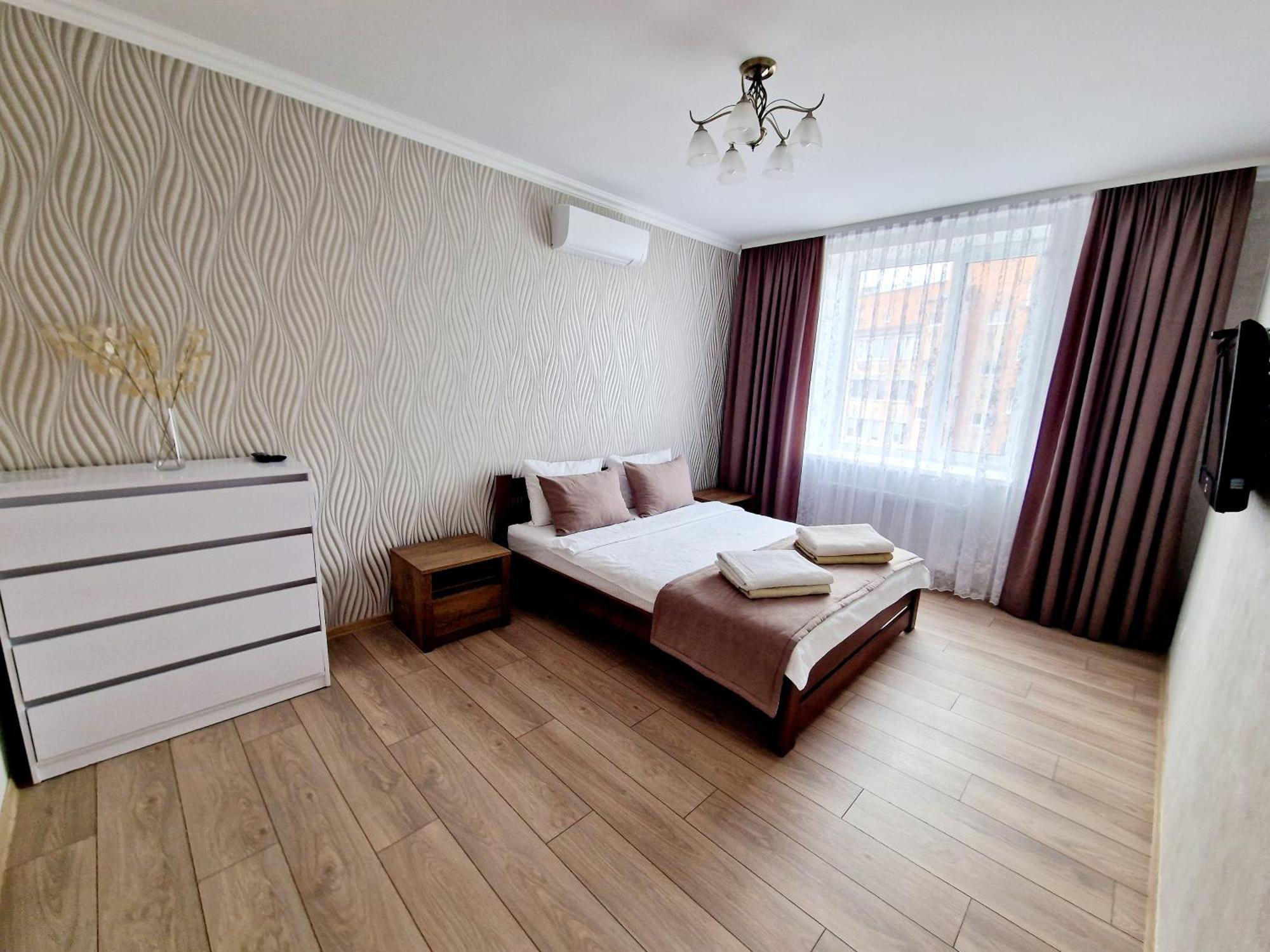 Apartament On Chornovola, 40 Жк "Варварівка" Lutsʼk Екстериор снимка